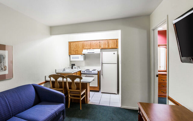QUALITY INN &amp; SUITES MESA