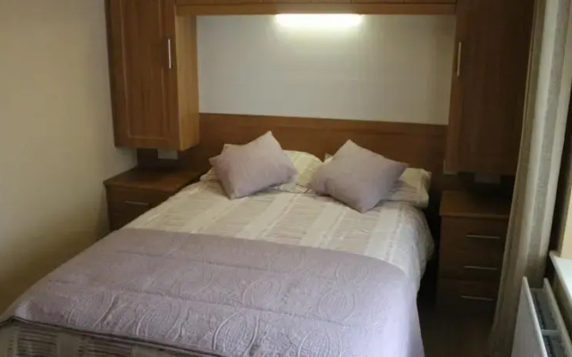 Zephyr Lodge