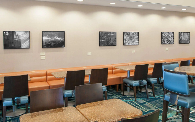 SpringHill Suites Chicago O'Hare by Marriott