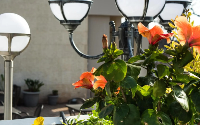 Myrto Hotel