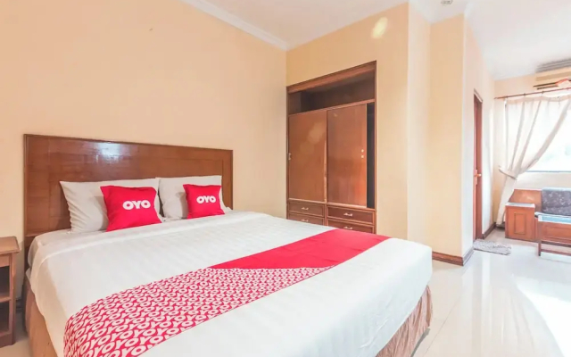 OYO 94759 Hotel Taman Cibinong