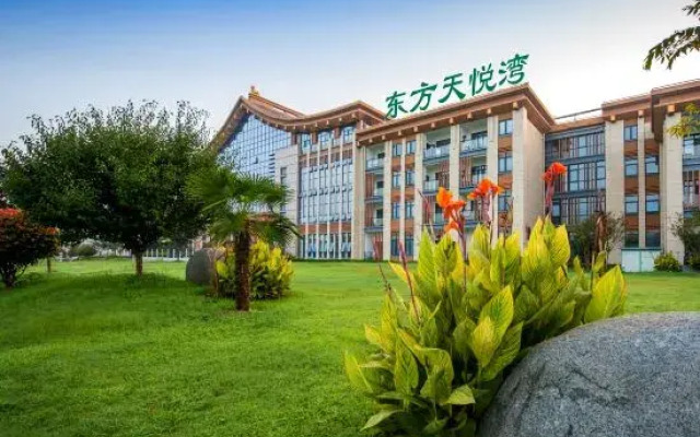 Dongfang Tianyuewan Hot Spring Apartment