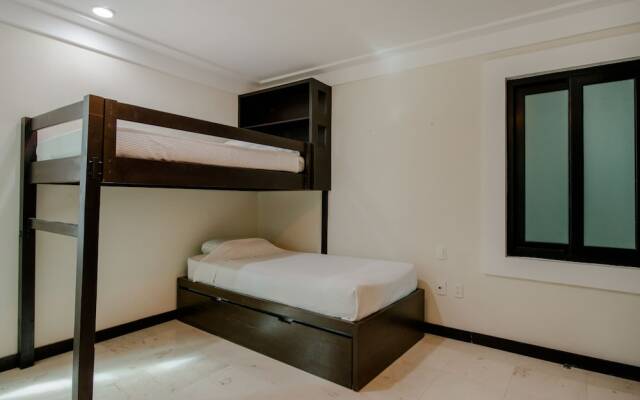 Lotus-5 by Playa District