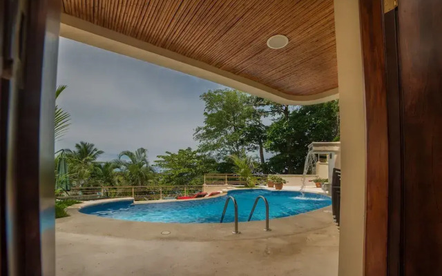 Hotel & Suites Residencia Pacifico