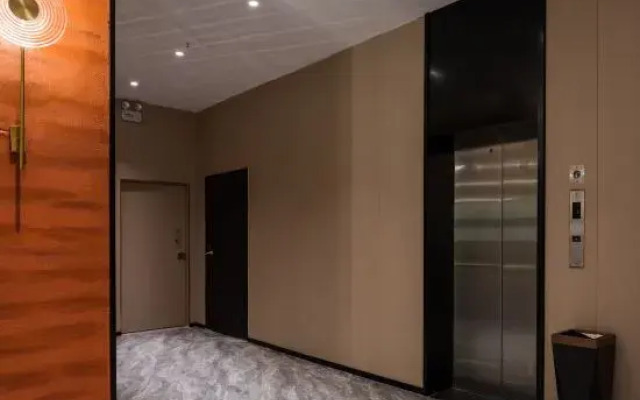 Huating Yunqi Hotel