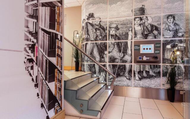 Stewart by Heeton Concept