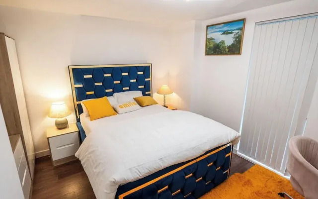 Apartmentsleeps4-citystay-view Over River Irwell