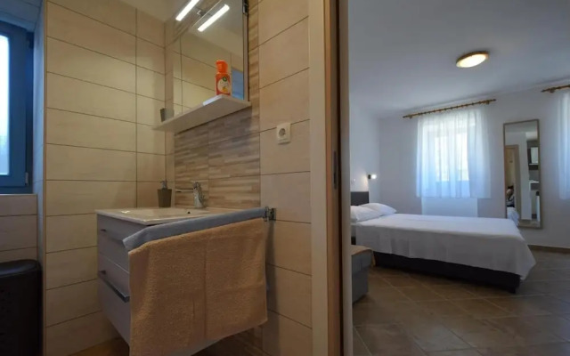 Insula Insule - Rustic & Peaceful - SA1