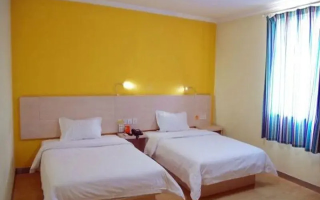 7 Days Inn Zhengzhou Railway Station Central Square Branch