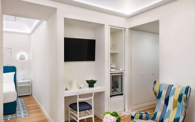 Pazziella Garden & Suites