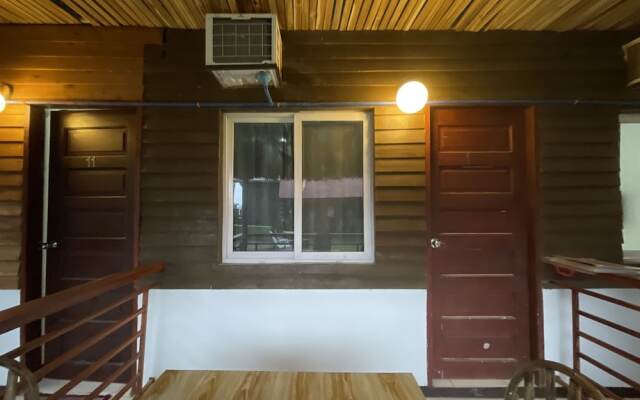 Julz El Nido Inn by Cocotel