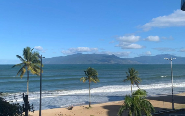 Martim de Sá de frente pro mar