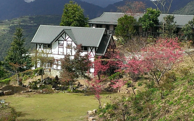 Zusin Shin Garden Hotel