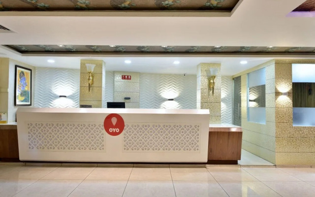 SS International Hotel by OYO Rooms