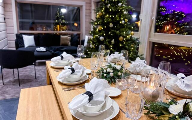 Santa's Luxury Boutique Villa - Santa Claus Village