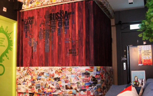 Pandora After 80s Hostel