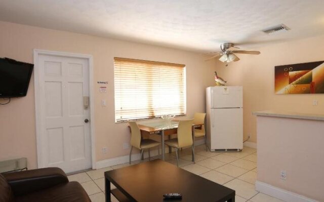 Lauderdale Villas, Suites by the Sea