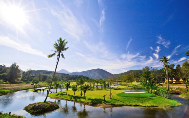 Peninsula Beach Resort