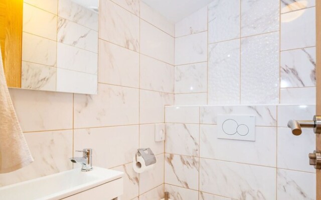 A2 Beautiful apt w. Magnificent View and Pool use