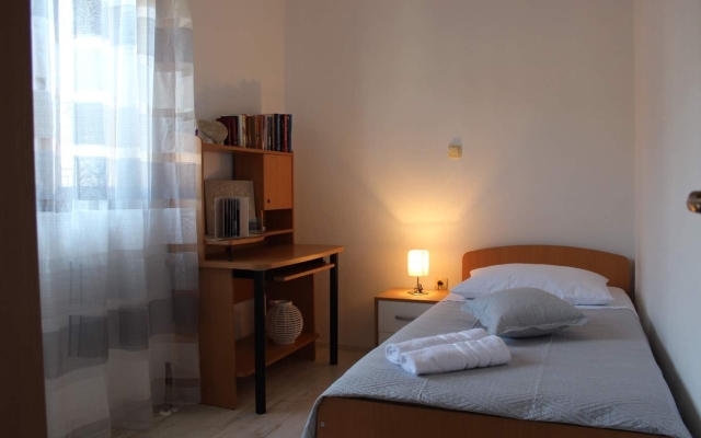 Holiday house Tončica - quiet place: Dol (Brac), Island Brac