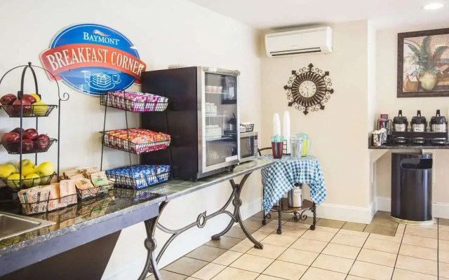 Baymont Inn & Suites Wilmington