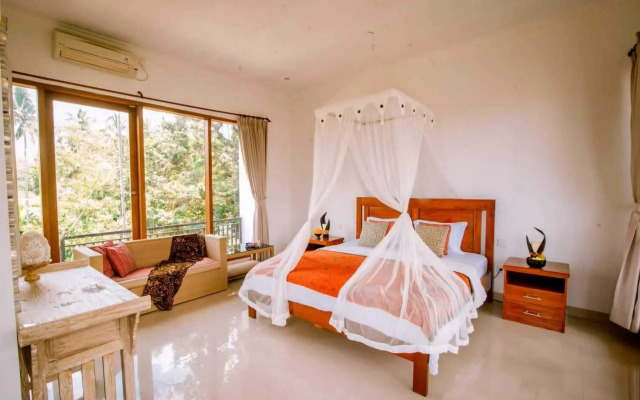 Sekembang Ubud Villa