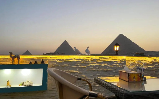 Pyramids Top Inn