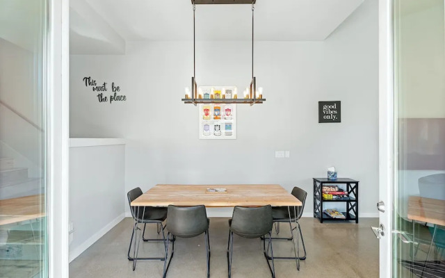 Trendy 3 Bedroom in South Austin!