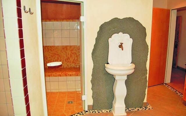 Nice Apartment in Kirchberg With Wifi