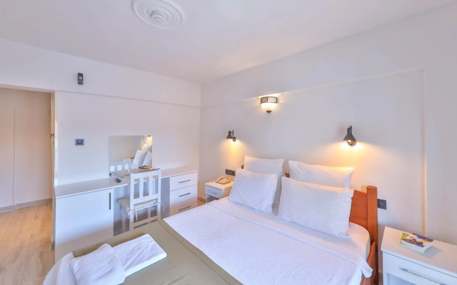 Zinbad Hotel