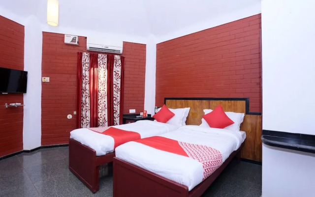 OYO 23594 T S Holiday Home Resort