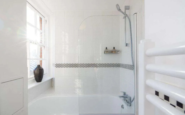 The Regency - Serviced Apartments