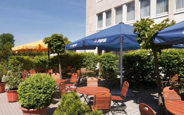 Holiday Inn Frankfurt Airport - Neu-Isenburg by IHG