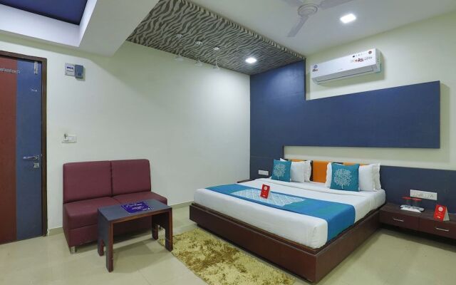 OYO 9238 Hotel Meet Palace