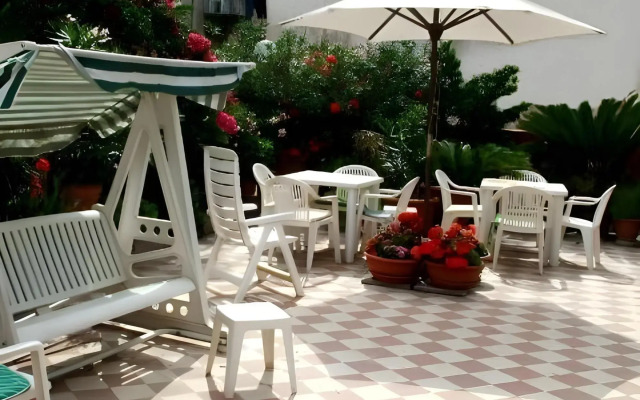 Toledo Hotel