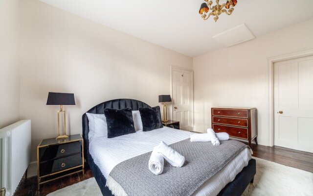 The New Cross Premier Room