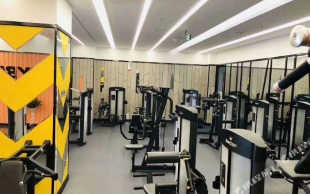 Global Harbor Cruise Hotel