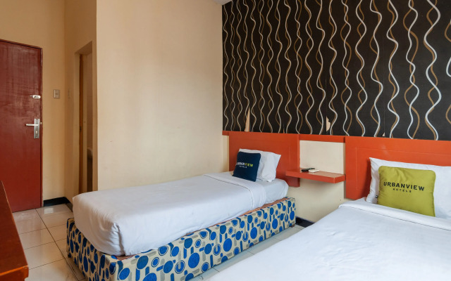 Urbanview Hotel Syariah Residence Medan