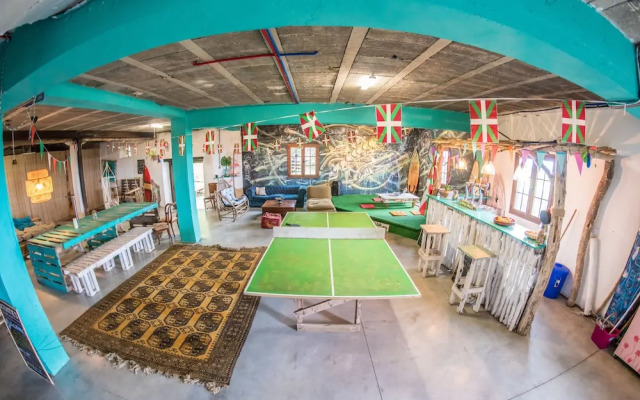 Surf Camp San Sebastian Partyhostel