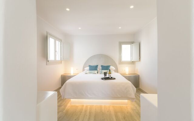 Amoramelia Suites