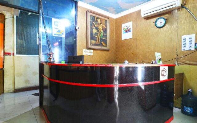 King Stone Hotel by ZUZU