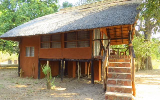 Zikomo Safari Camp