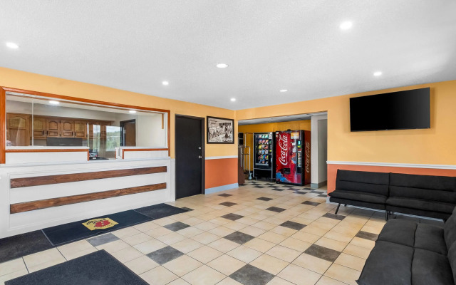 Super 8 by Wyndham Dumfries/Quantico