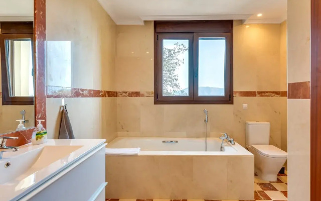 All About Casa Munich Elviria