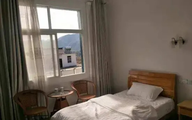 Henghe Hostel