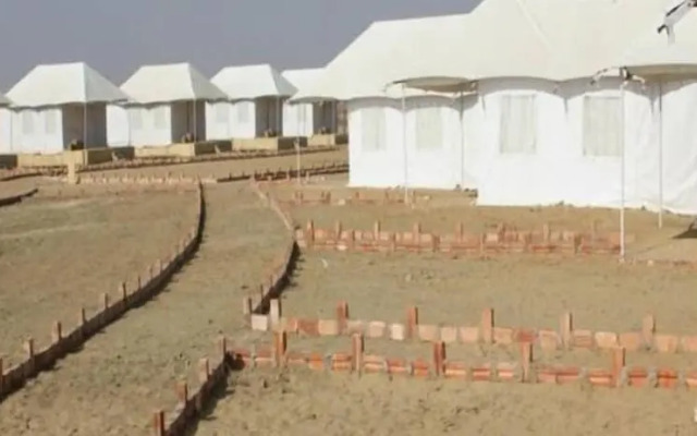 Savi Camps