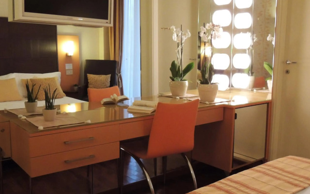 HamilTown Hotel