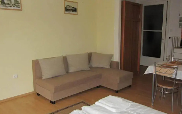 Jolie Apartman