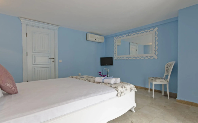 Alacati Roka Tas Otel