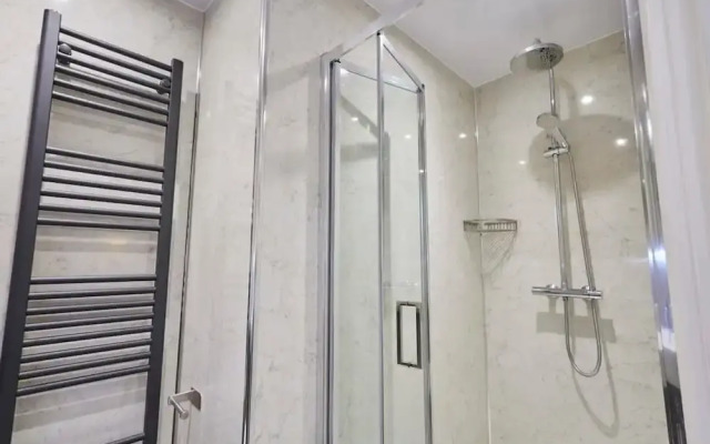 Host Stay Violet s View